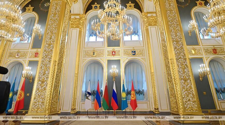 Лукашенко прибыл в Кремль на саммит ЕАЭС