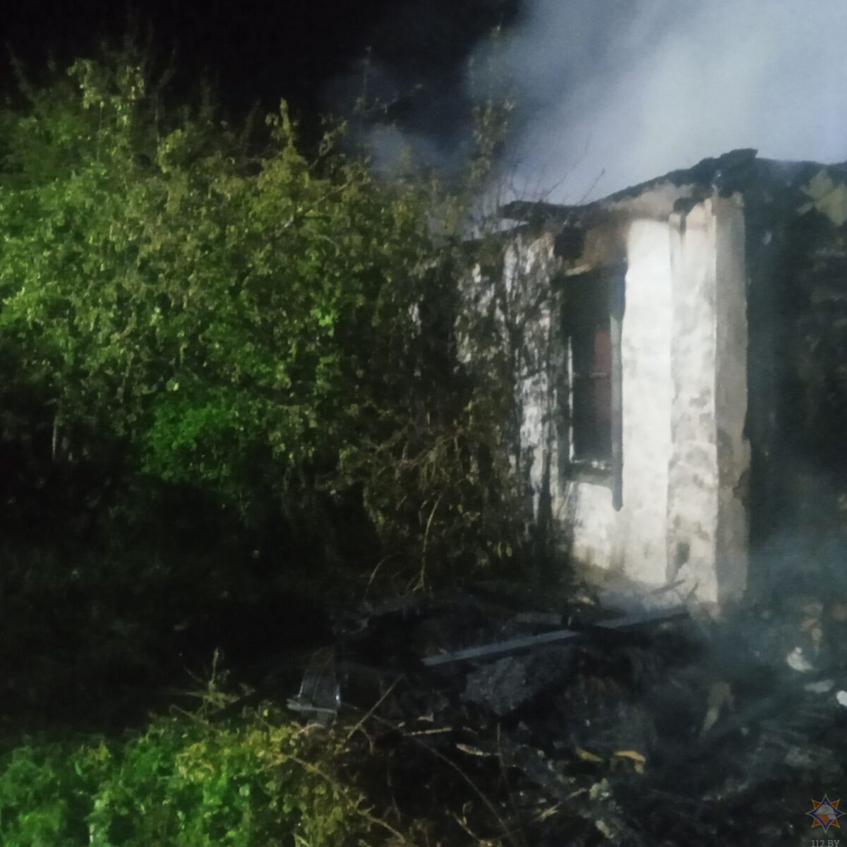 В Осиповичском районе на пожаре пострадала семья – муж погиб, жена в больнице