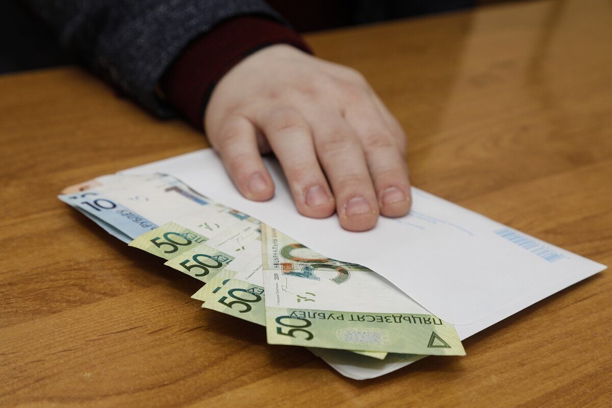Негативные последствия выплаты заработной платы «в конвертах».
