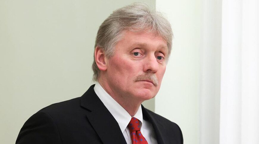Песков: Лукашенко и Путин обмениваются мнениями практически каждый день
