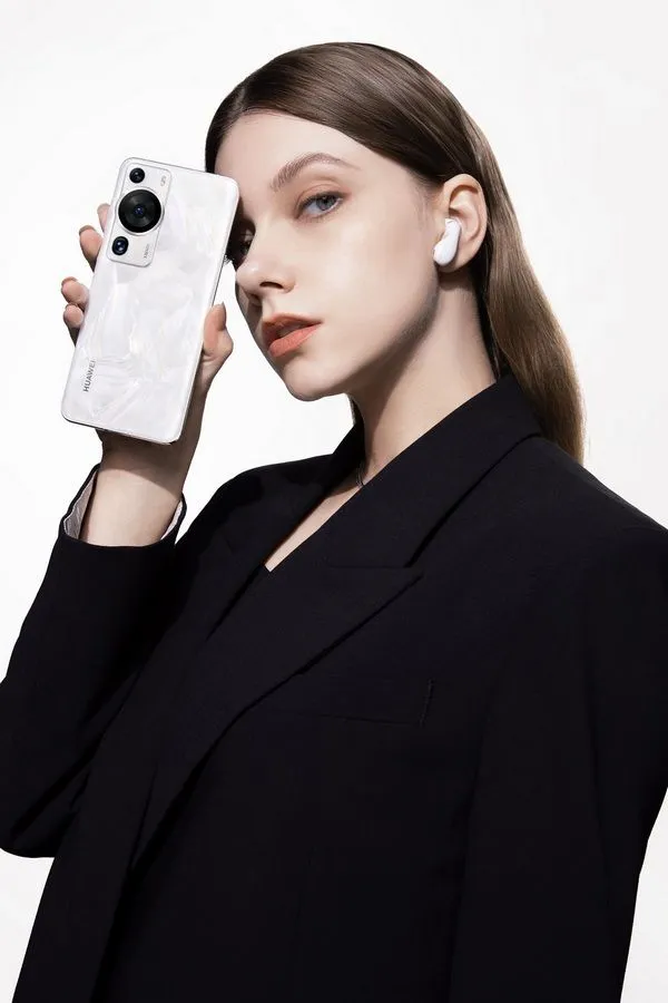 В Беларуси стал доступен флагманский смартфон Huawei P60 Pro