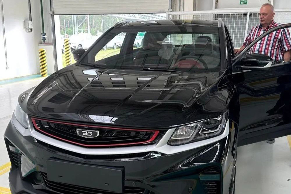 «БЕЛДЖИ» выпустил первый автомобиль под собственным брендом BelGee X50