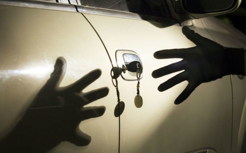 Встреча приятелей в Бобруйске закончилась угоном чужого авто
