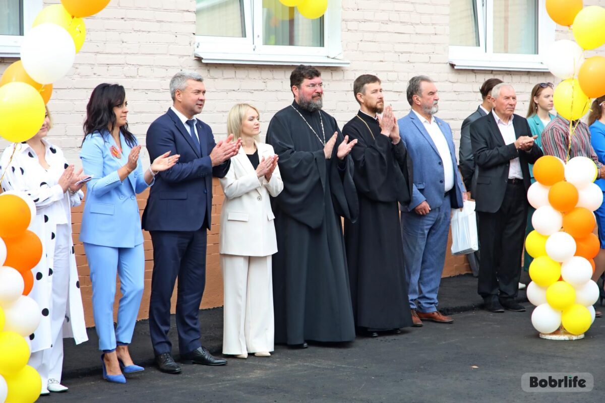 Яркий старт нового учебного года: в гимназии №3 отметили День знаний (Дополнено)