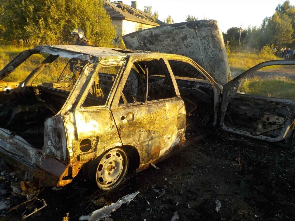 В Каменке горел автомобиль
