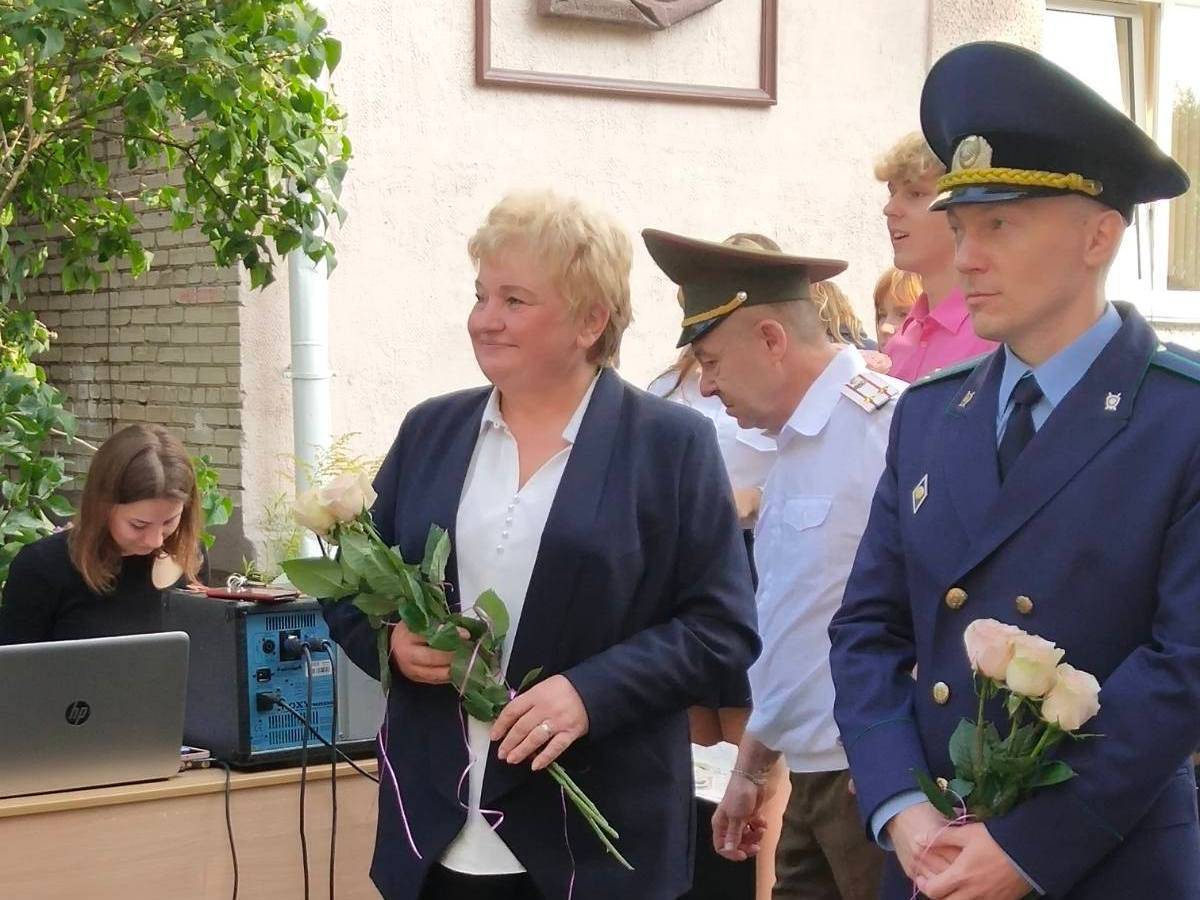 Профсоюзный лидер Бобруйска поздравила учащихся с Днем знаний