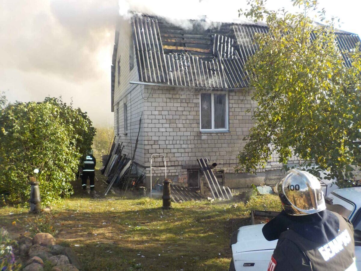 В Бобруйском районе горел частный дом
