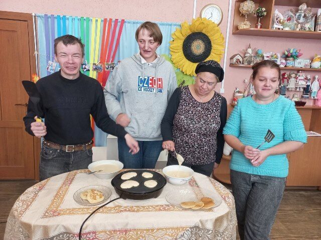 ТЦСОН Ленинского района празднует День матери