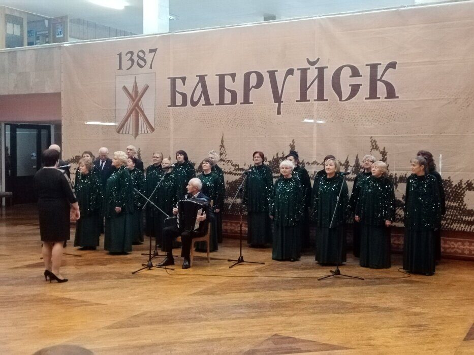 Дворец искусств гостеприимно распахнул двери