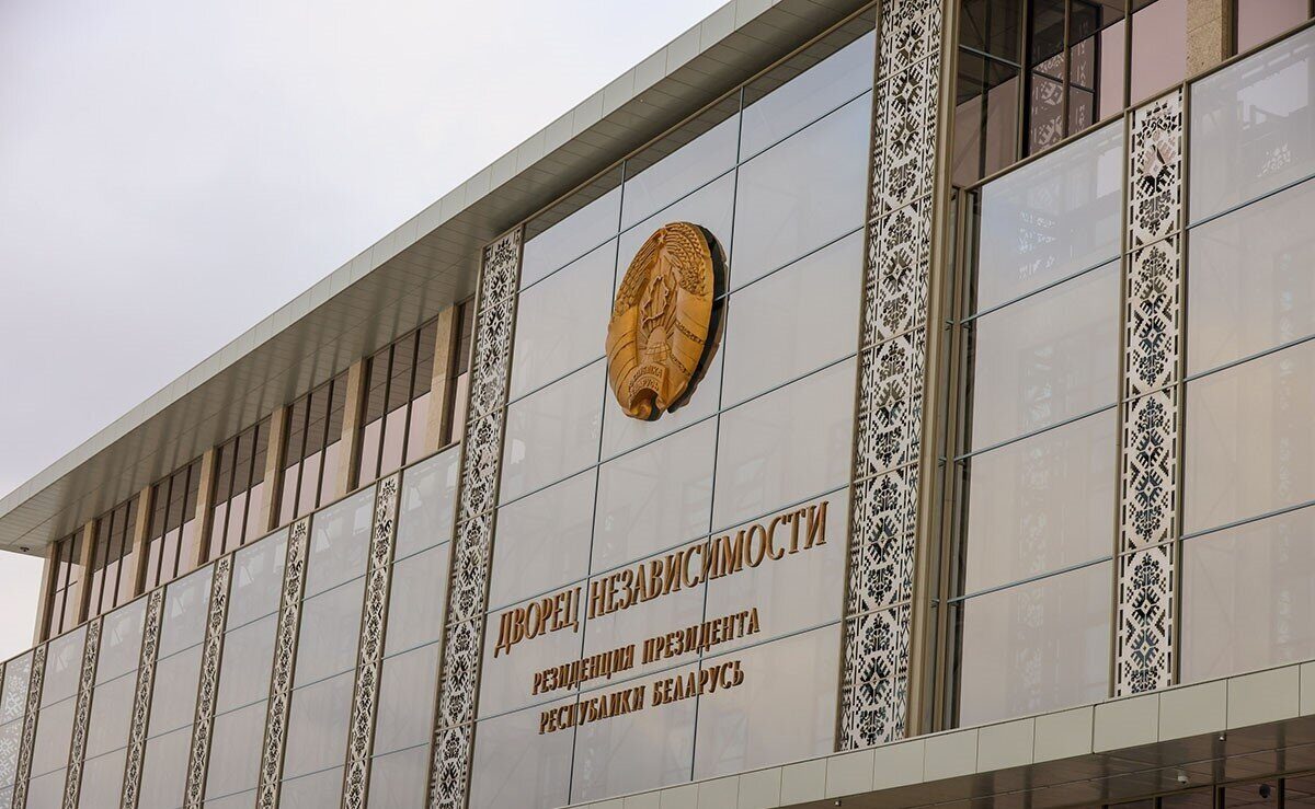 Все, кто не в реестре, вне закона: Лукашенко представили проект указа в сфере пассажирских перевозок