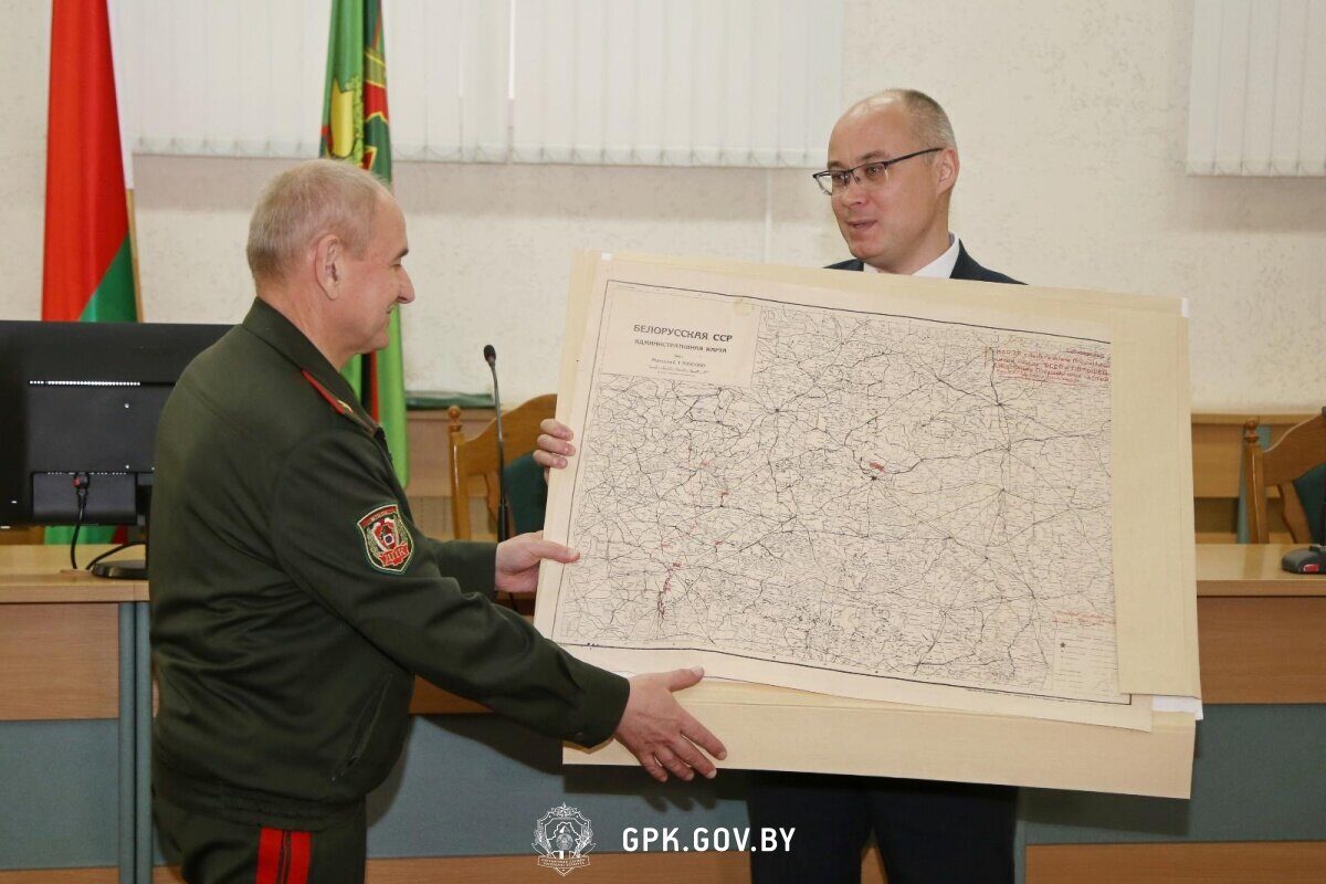 Карту с границей 1944 года между БССР и Польшей передали белорусским пограничникам