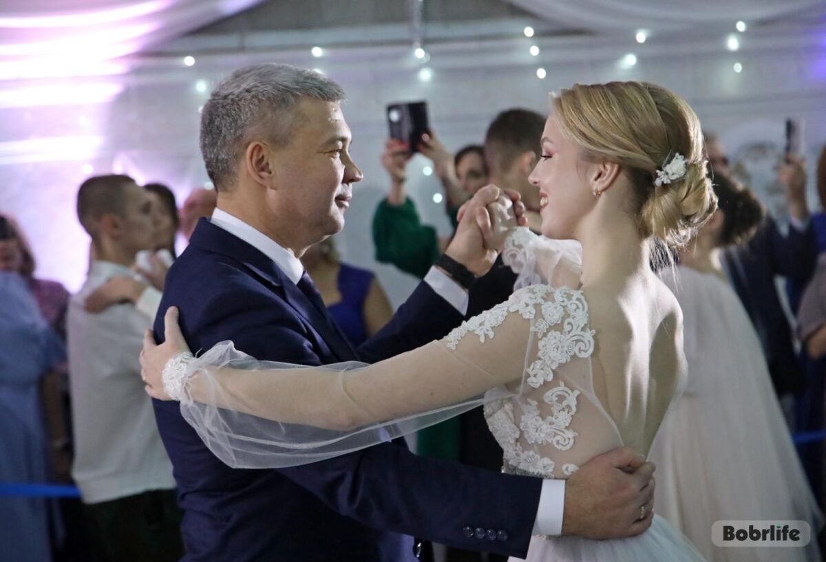 Волнующие мгновения новогоднего бала