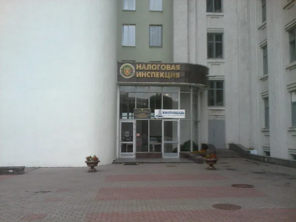 В каком случае ремесленники или граждане, осуществляющие деятельность в сфере агроэкотуризма, обязаны применять налог на профессиональный доход