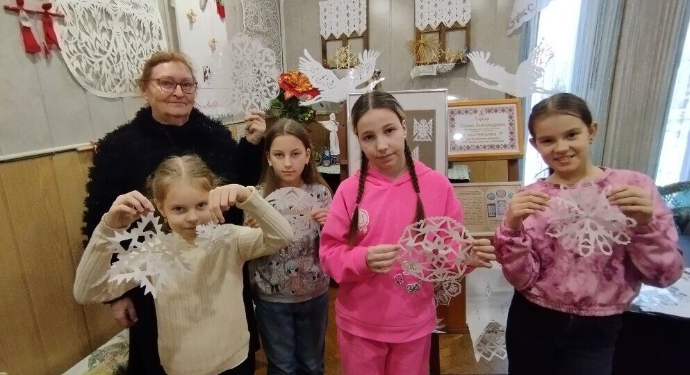 Мастер-класс по изготовлению бумажного кружева состоялся во Дворце искусств
