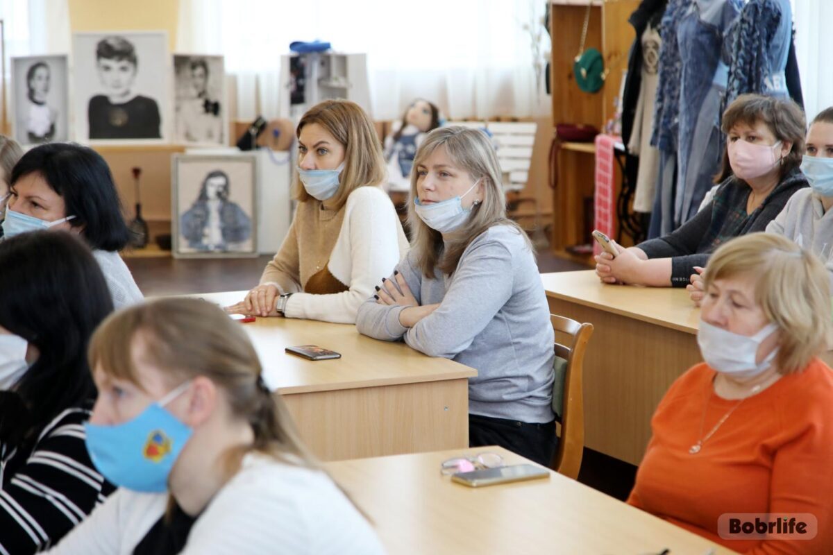 Ближе к людям. Кандидаты в депутаты всех уровней общаются с трудовыми коллективами