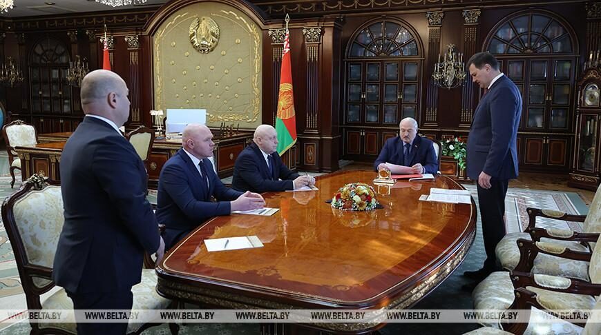 Александр Лукашенко согласовал кадровые назначения в руководстве Миноблисполкома и двух районов