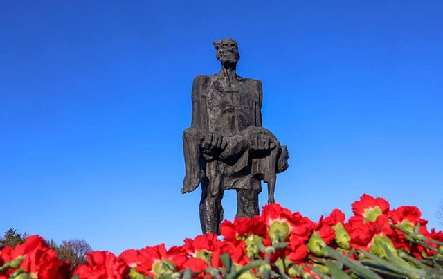 Ровно 81 год назад на белорусской земле было совершено страшное злодеяние. Вспоминаем жертв Хатыни