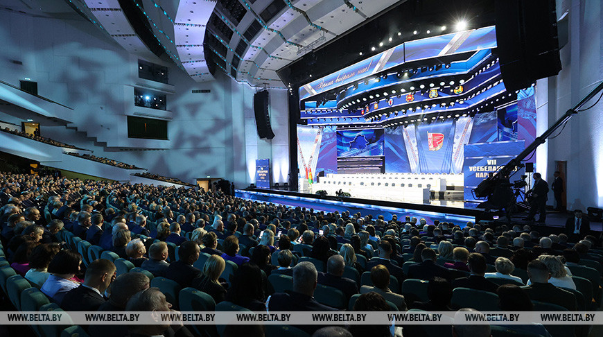 «Это эволюционное развитие». Лукашенко на ВНС о новом этапе в политической жизни страны