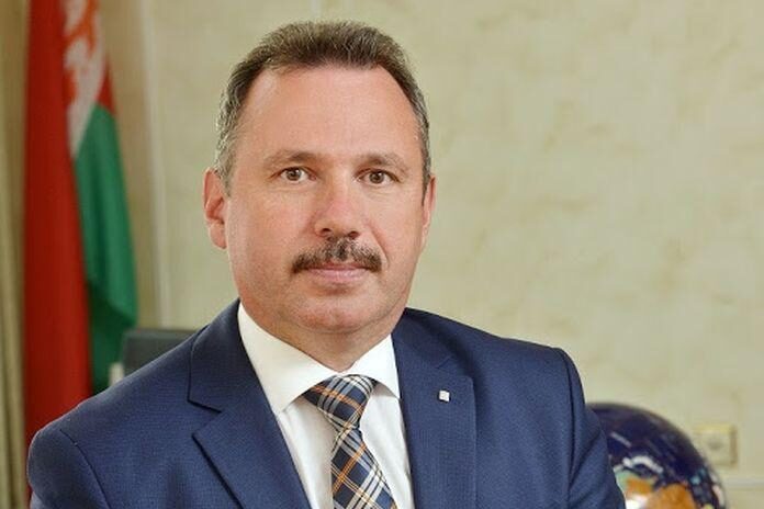 Виктор Ананич: изменения в Закон о предпринимательской деятельности обеспечат своеобразный «социальный лифт» для бизнеса
