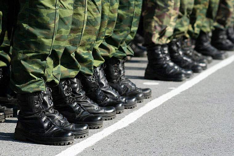 В Беларуси с 23 апреля начинается отправка призывников на срочную военную службу