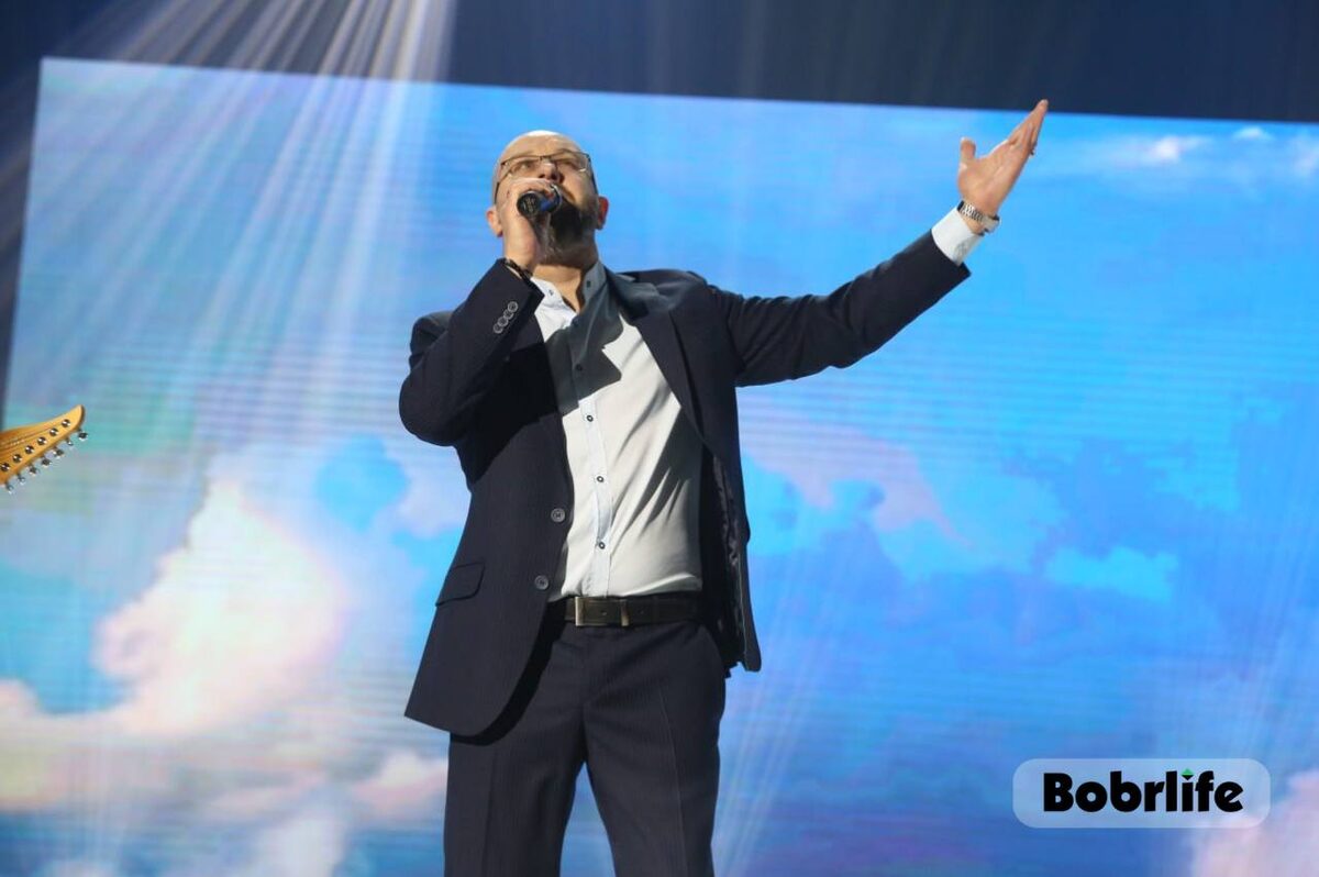 «Наш самолетик в небо взлетел»