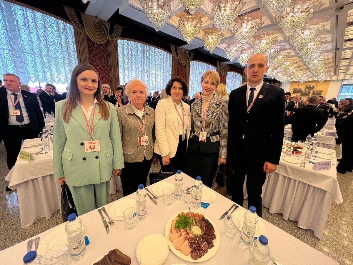 Мы узнали, чем кормят делегатов и гостей ВНС