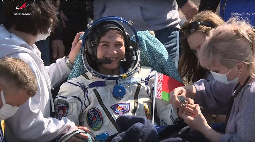 Первого космонавта суверенной Беларуси Марину Василевскую встретили в подмосковном Звездном городке
