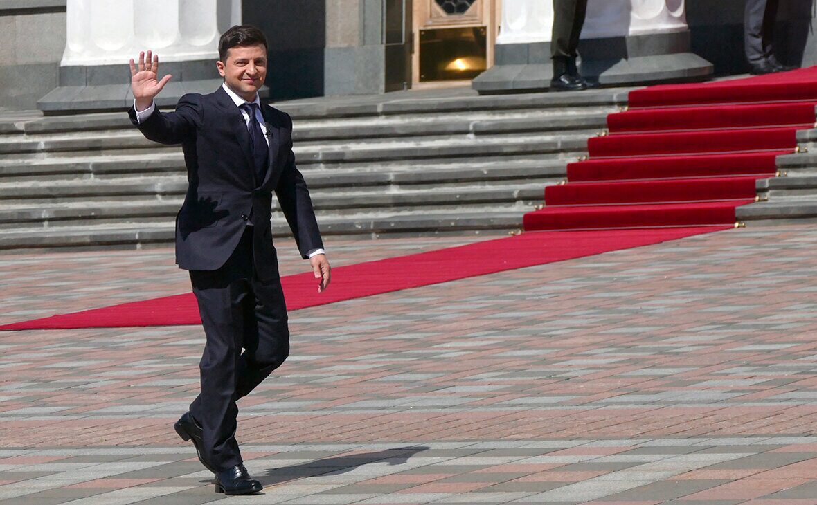 Таблетка памяти.  Обещания «президента», чье кресло ему уже не принадлежит