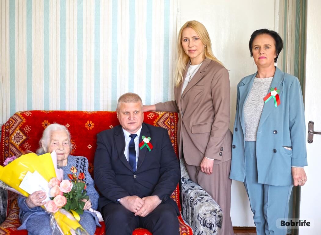 Анастасия Лызо принимает поздравления ко Дню Победы