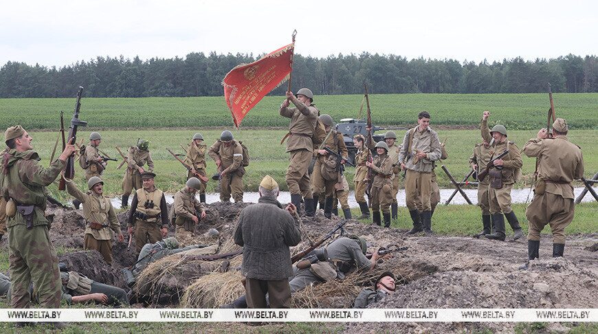 Реконструкцию эпизода операции «Багратион» провели в Светлогорском районе