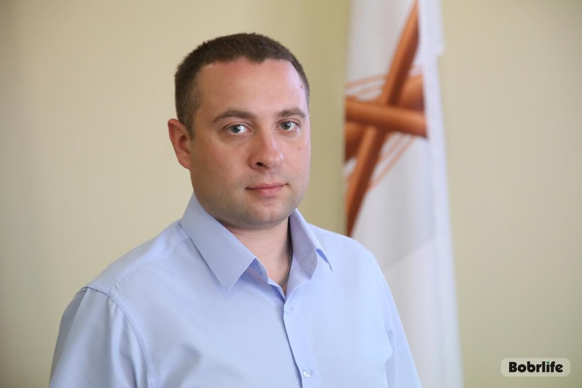 Антон Коваль: «Широкий спектр возможностей помогать людям»