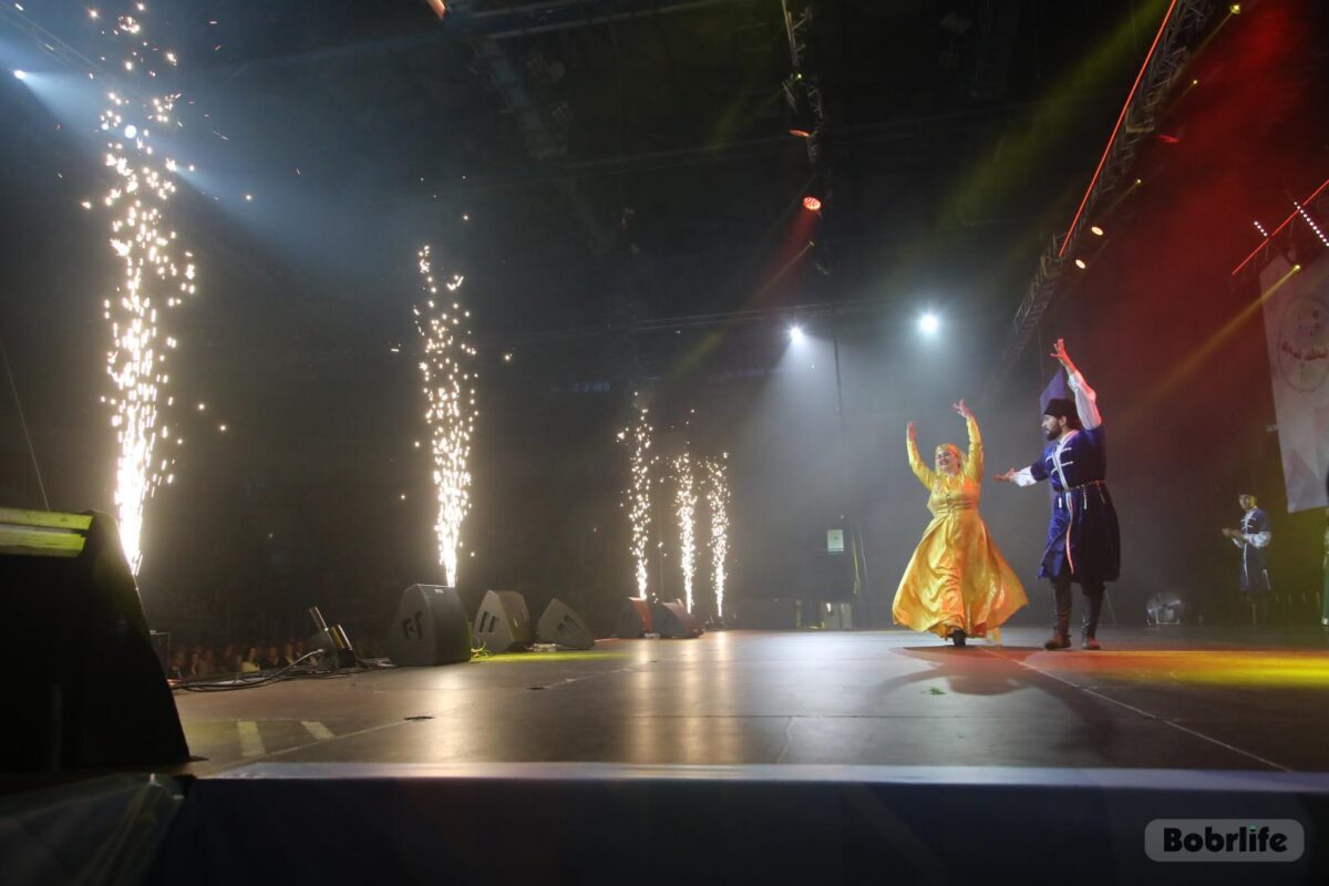 Зажигательные номера на Международном фестивале народного творчества «Венок дружбы-2024»