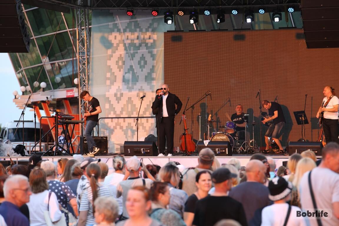 Состоялась концертная программа «Тебе, любимый город, посвящаем!»