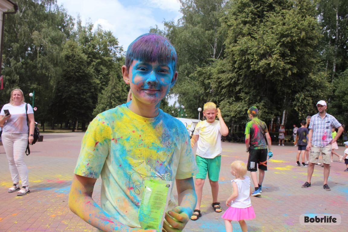 День города отмечают в парке бобруйчане и участники фестиваля «Венок дружбы»