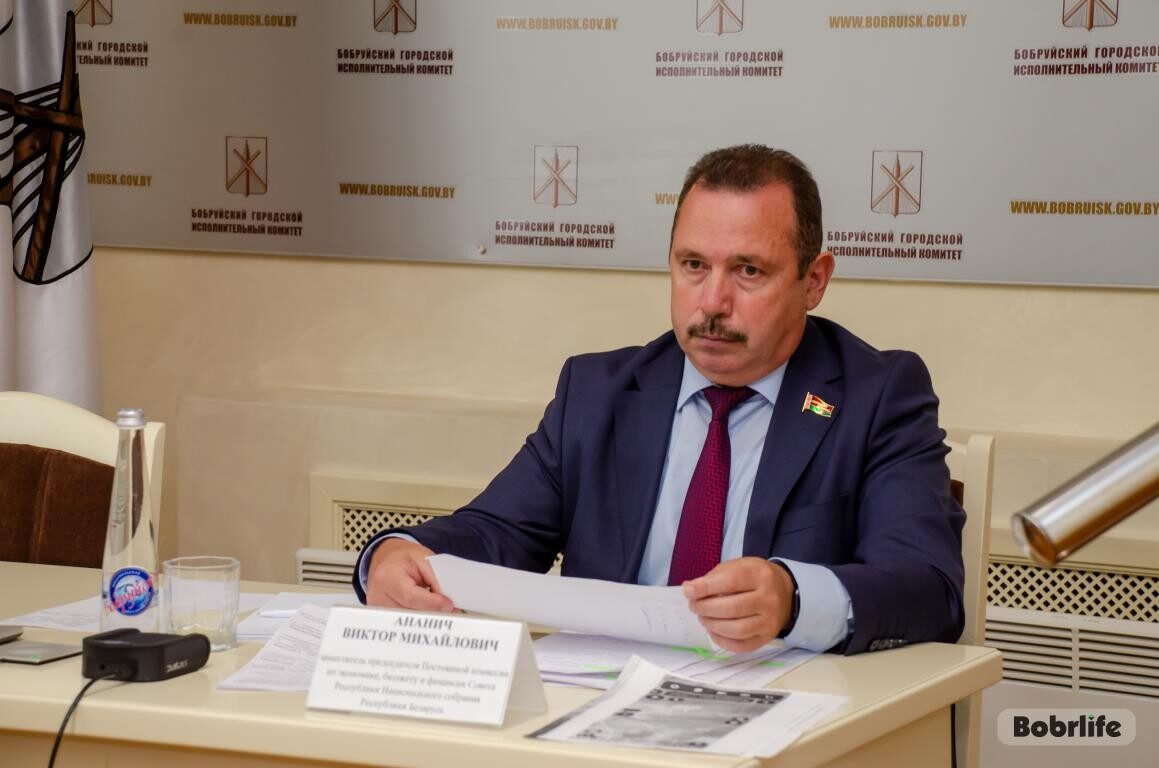 В Бобруйске провел прием граждан член Совета Республики Национального собрания Республики Беларусь от Могилевской области Виктор Ананич