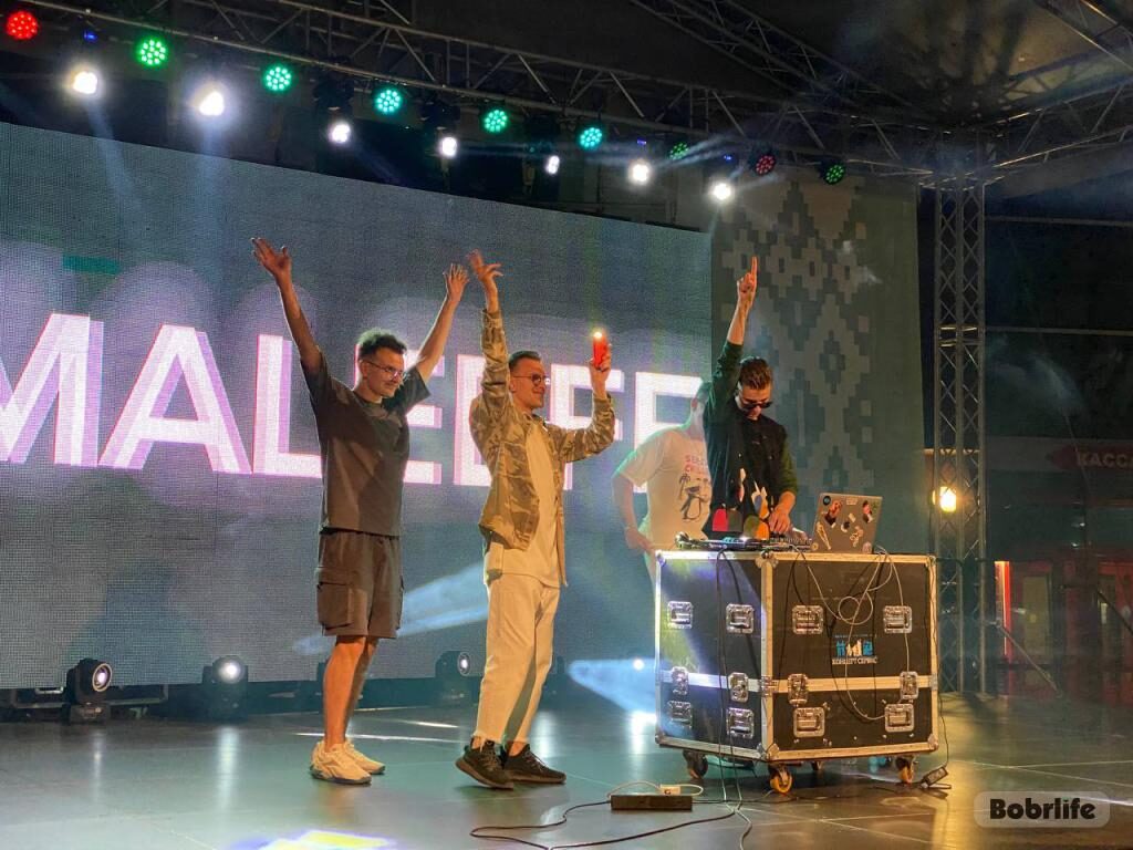 Зачем нам Ибица? У «Бобруйск-Арены» диджеи радио Zефир FM начали вайбовый движ!