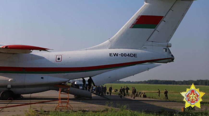 Белорусские военнослужащие отправляются в Казахстан на учения «Вершина братства-2024»