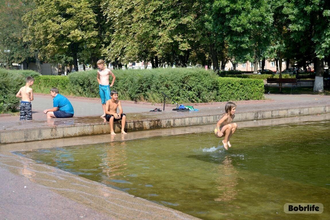 Жара до +33°С и сухая погода ожидаются сегодня в Беларуси