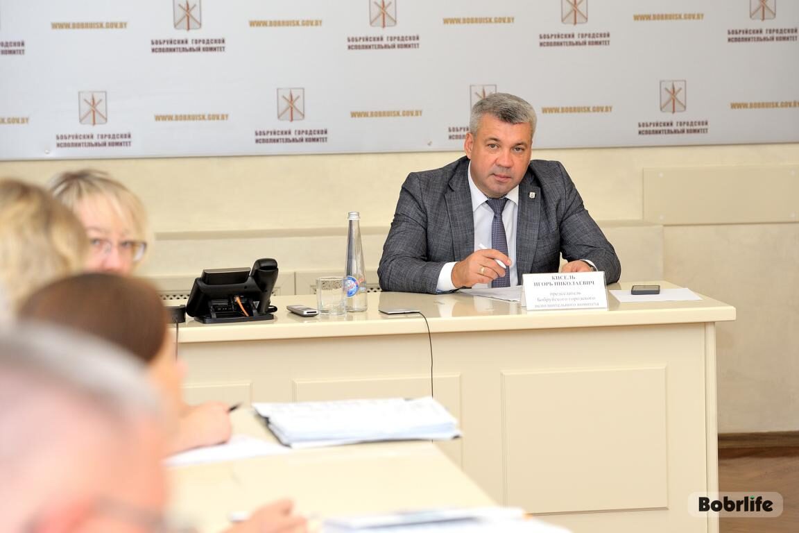 Председатель Бобруйского горисполкома выслушал бобруйчан
