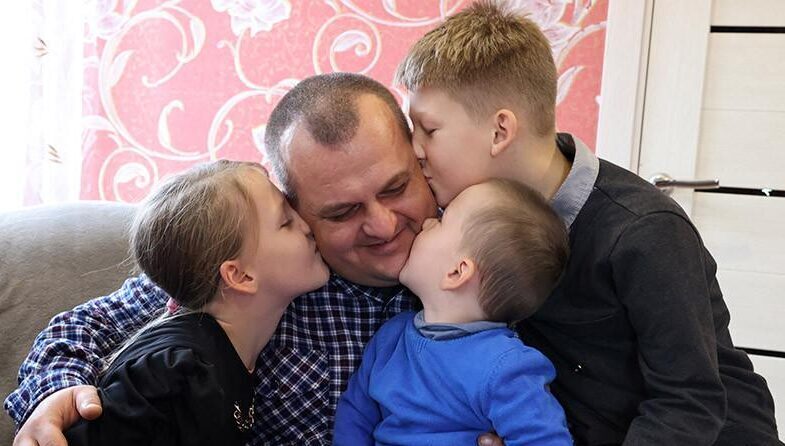 Лукашенко: с именем и ответственной ролью отца связано счастье самых родных и близких