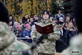 По всей Беларуси новобранцы в воинских частях приняли присягу