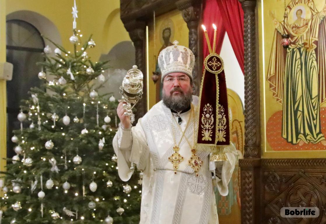 Праздник света и добра. В Свято-Никольском соборе прошло Рождественское богослужение