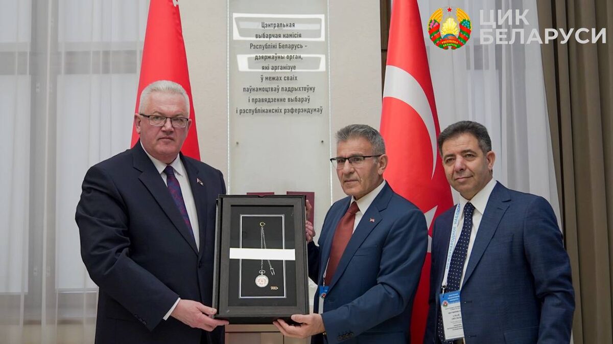 Председатель ЦИК Беларуси Игорь Карпенко встретился с заместителем Председателя Высшего избирательного совета Турецкой Республики Озубеком Экремом