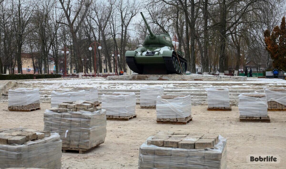 Большой фронт работ. В Бобруйске ремонтируют площадь Победы. Работы планируют завершить к 1 мая