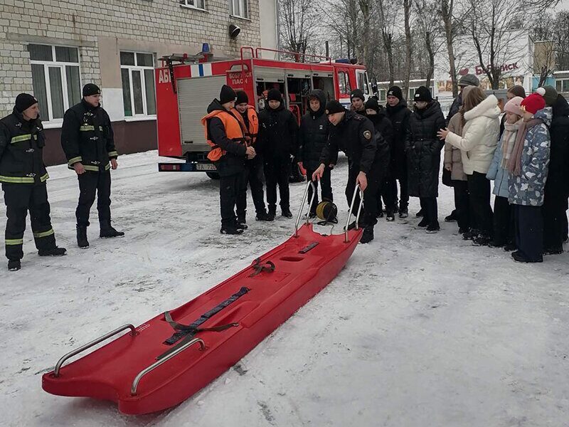Бобруйские спасатели проводят обучающие занятия с детьми в учреждениях дошкольного и среднего образования
