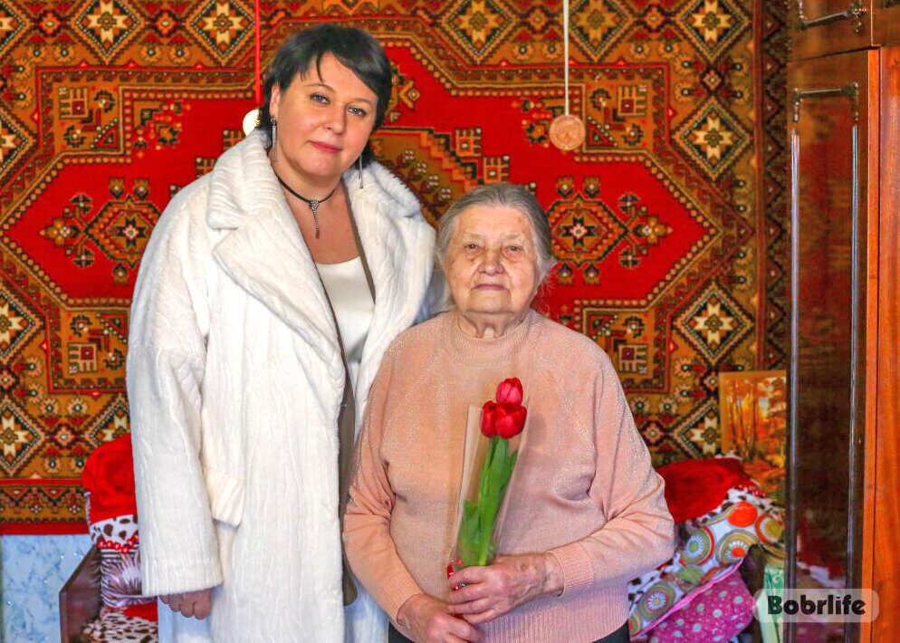 Самые светлые пожелания. Марина Згорская поздравила женщин-ветеранов с 8 Марта