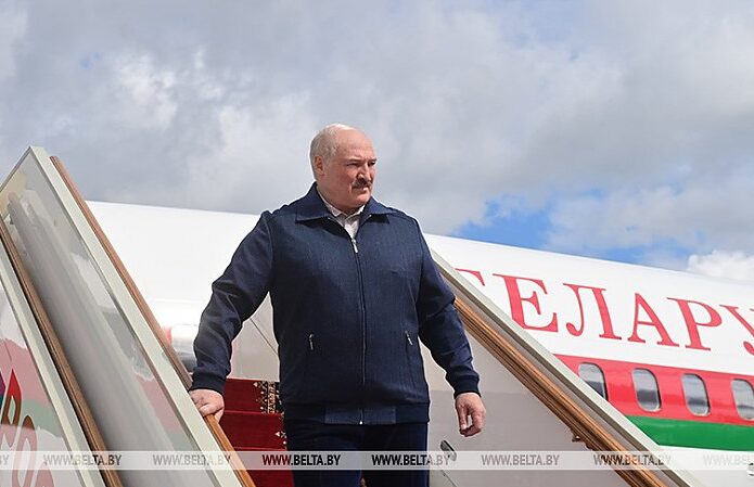 Лукашенко совершит официальный визит в Россию, переговоры с Путиным запланированы на 13 марта