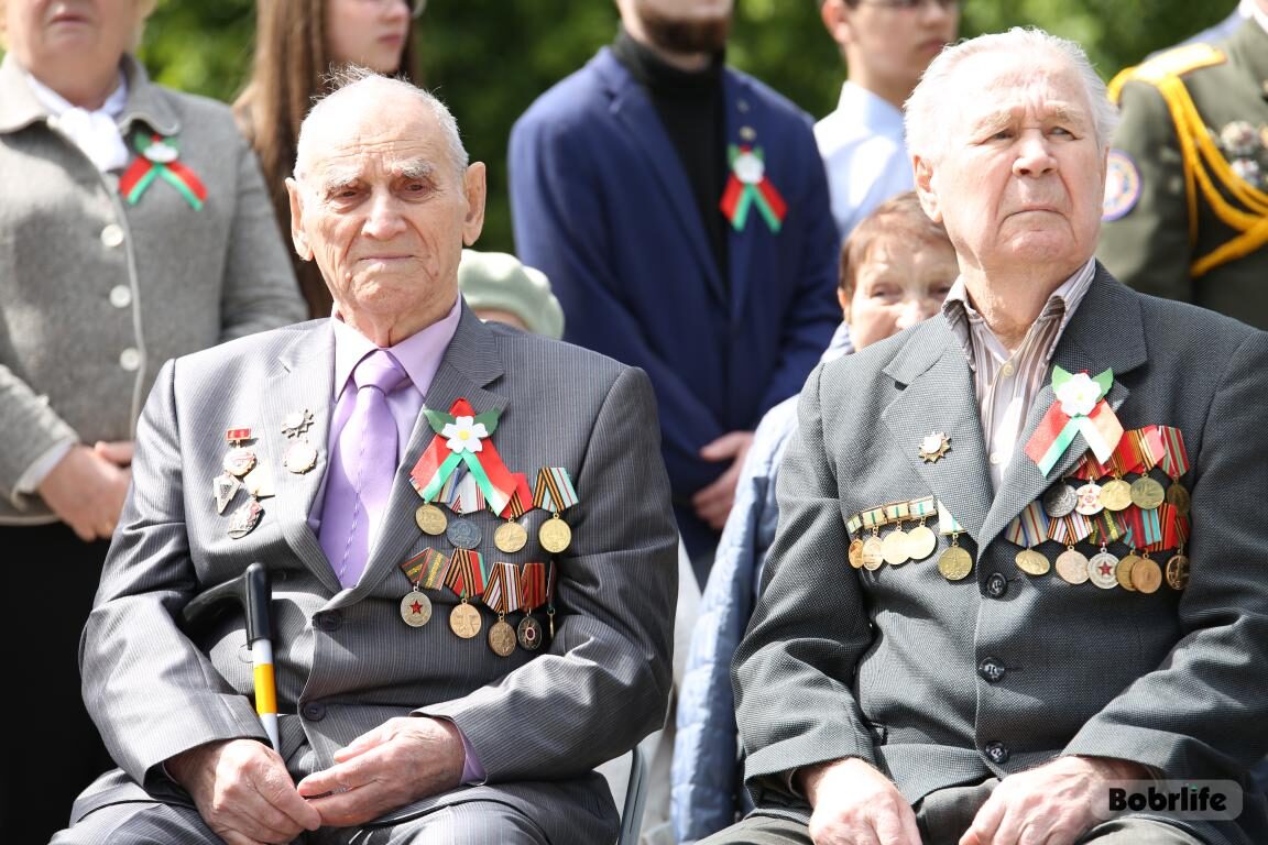 Благодаря кому живем под мирным небом. С заботой о ветеранах