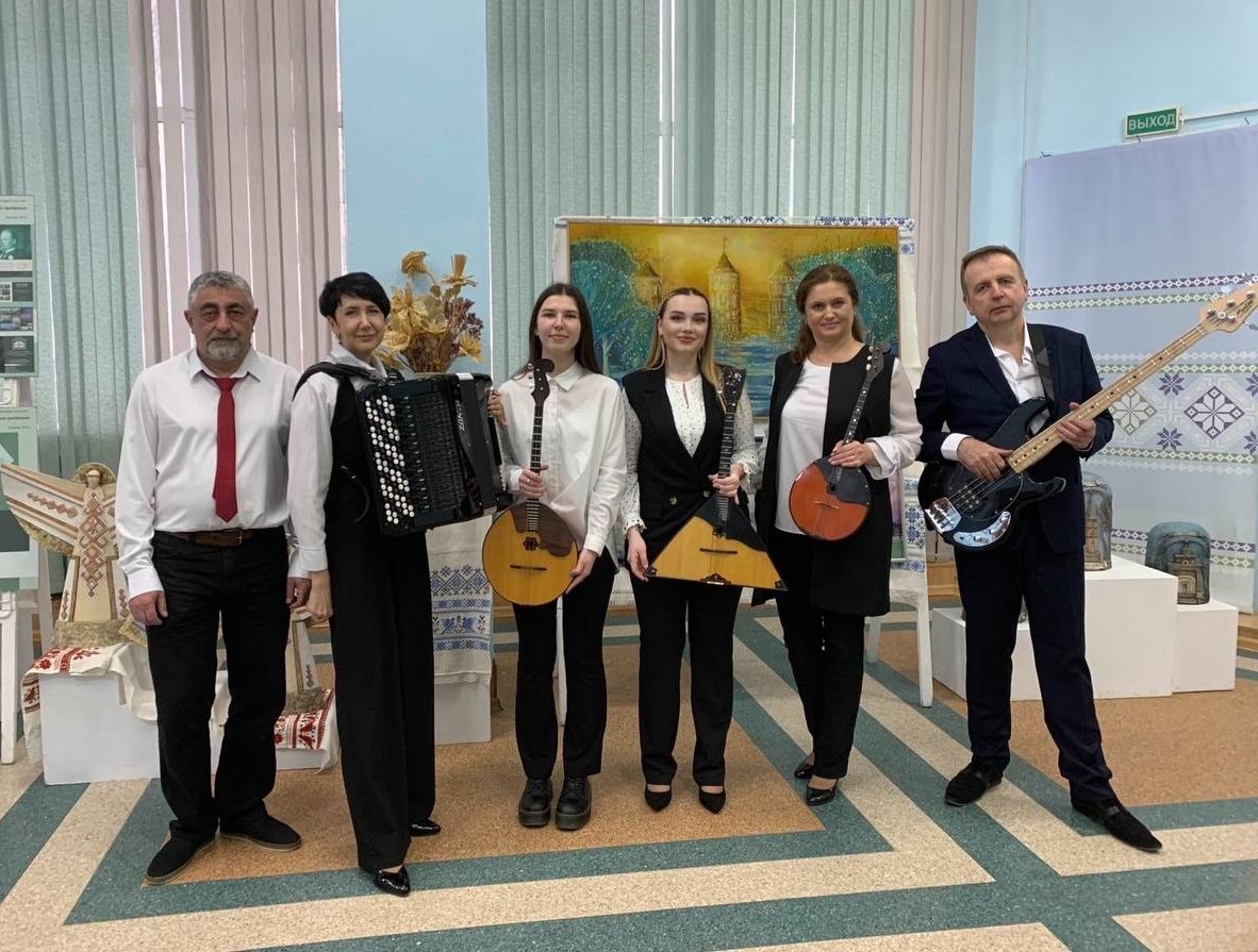 Высокий уровень мастерства показали творческие коллективы ДШИ №2 им. В.В. Оловникова на конкурсе в Могилеве
