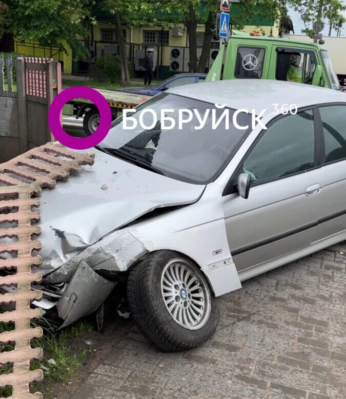 На пересечении улиц Октябрьской и Володарского произошло ДТП